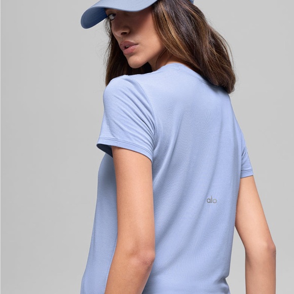 Alo - Picture 2 of 2